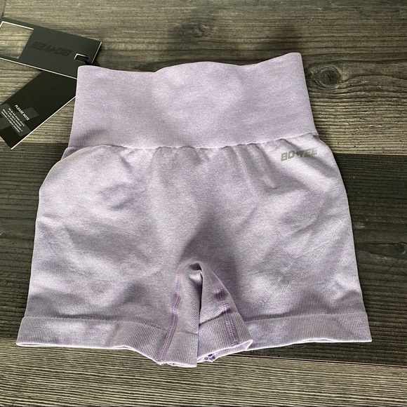 SOLD Bo + Tee Workout Set! NEW WITH TAGS - Picture 2 of 5